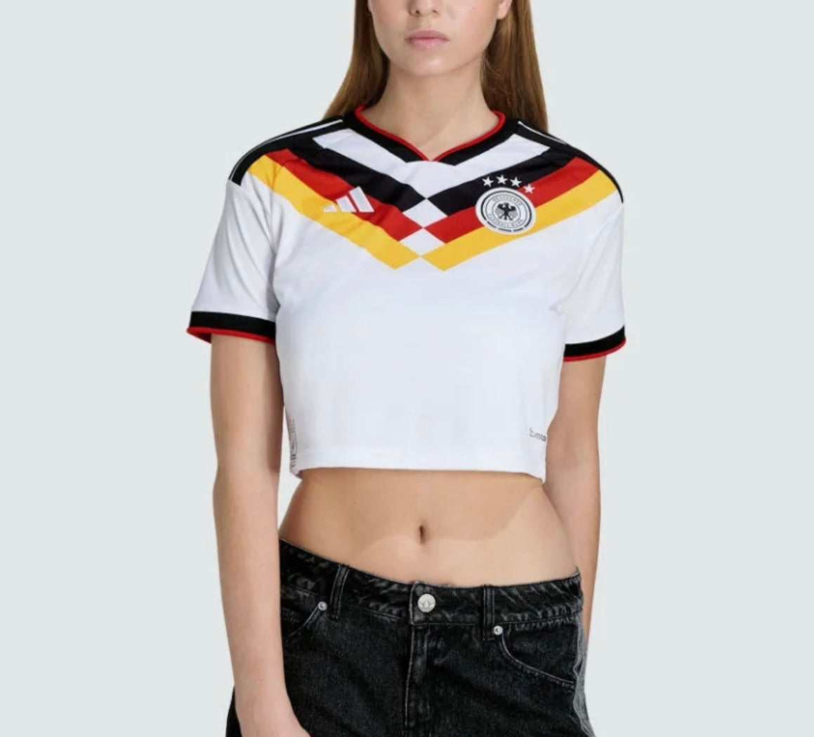 adidas Women's Germany 26 Home
Cropped Jersey