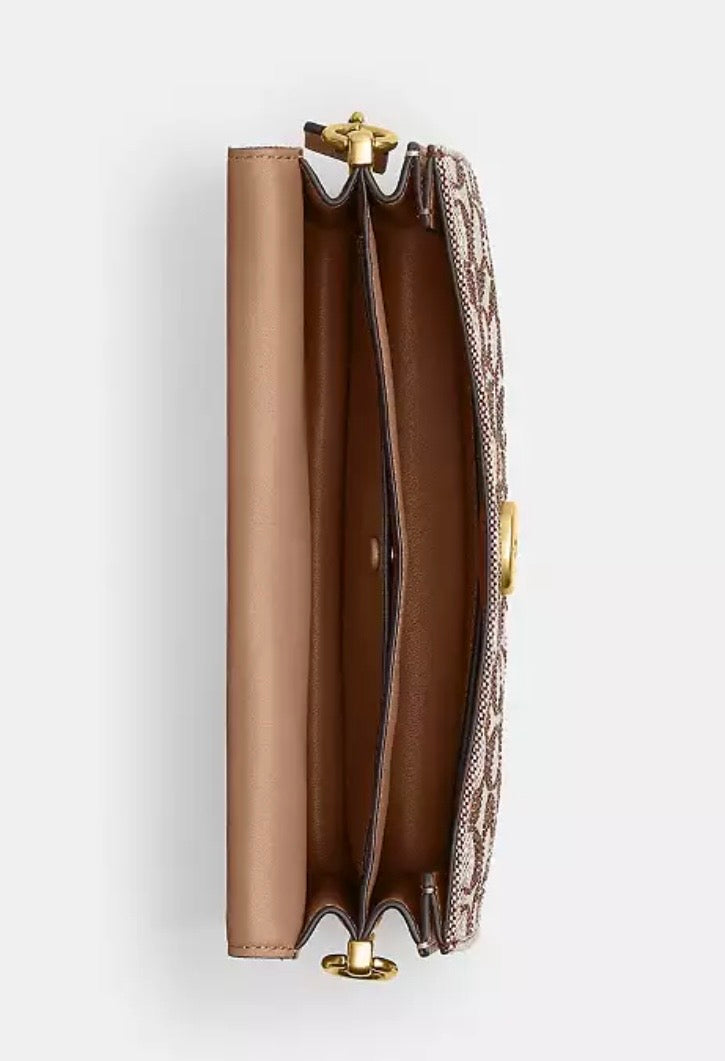 Tabby Shoulder Bag 26
In Crystal Signature Jacquard